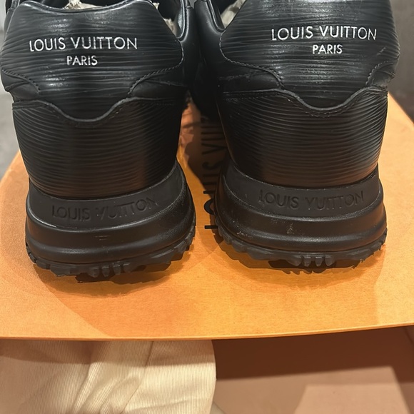 Black LV runners like new very clean!! Few wears just needs a wipe down - Picture 3 of 6